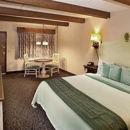 Helendorf River Inn, Suites & Conference Center Extérieur photo