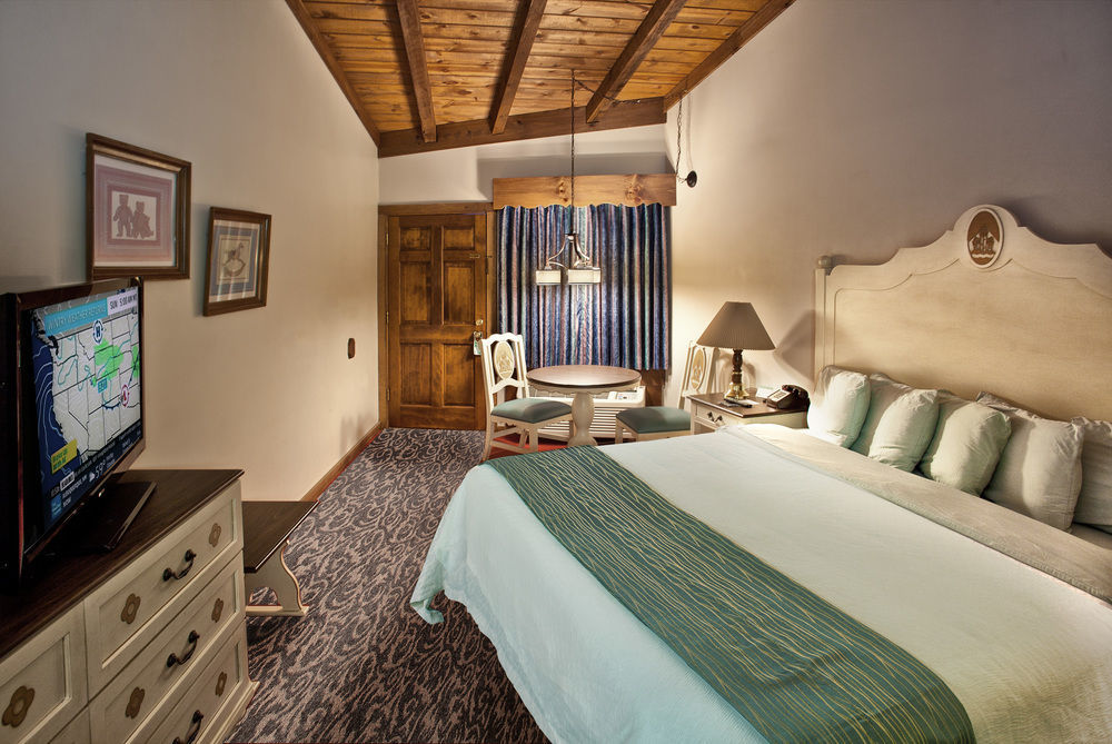 Helendorf River Inn, Suites & Conference Center Extérieur photo